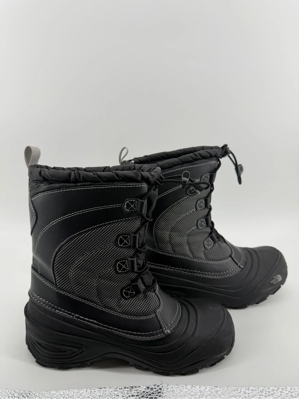 The North Face Alpenglow IV Waterproof Black Winter Snow Boots Ski Gorpcore Sz6
